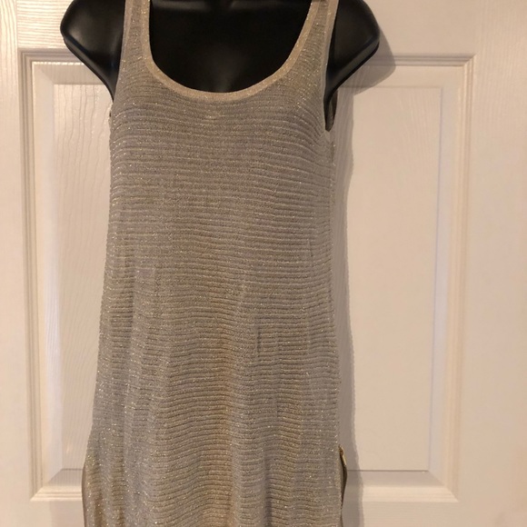 Top - Picture 3 of 5